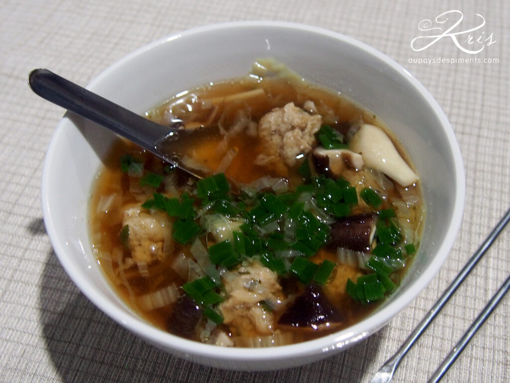 bouillon thaï aux boulettes de poulet, recette